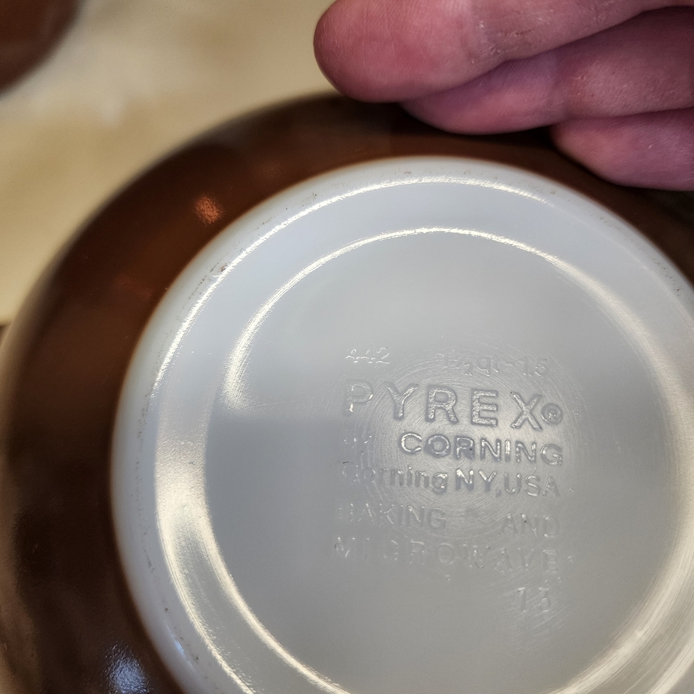 442 PYREX By Corning Mixing / Serving bowl 1.5 qt - Picture 16 of 16